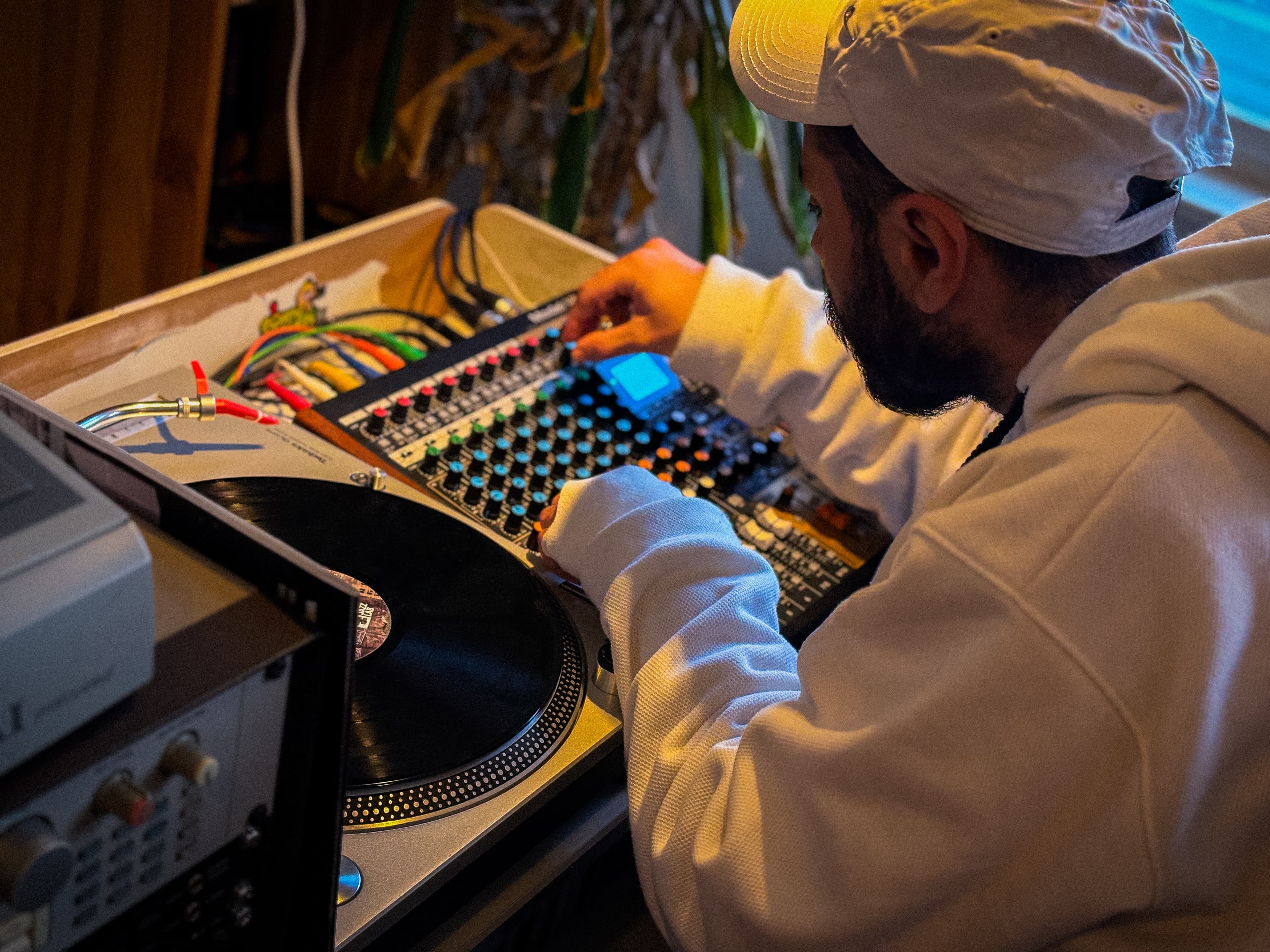 صورة الفنان الوفا - بورتريه فني